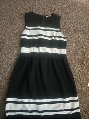 LOFT Black and White Striped Sleeveless Sheath Dress
